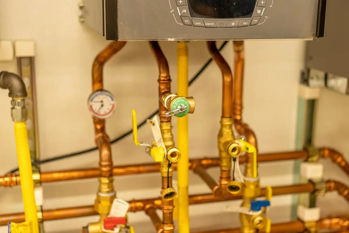 Licensed technician providing Emergency Plumbing for a homeowner in Woodson Terrace