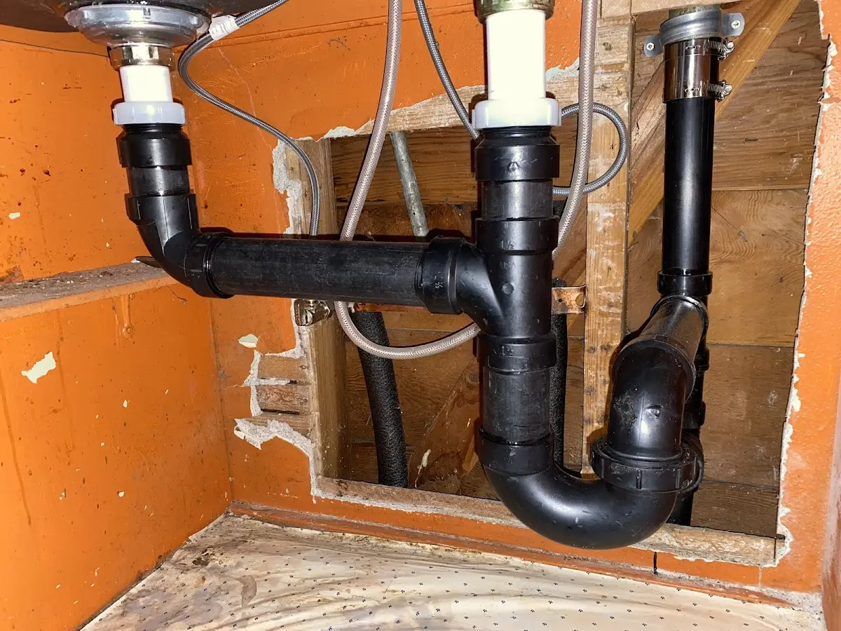 Professional Pipe Bursting equipment and tools on the job in Woodson Terrace